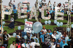 Thousands gathered in Yangon, Myanmar on Sept. 21, 2012 to commemorate the International Day of Peace and encourage the government to end hostilities in the northern region of Kachin. Photo: Khin Maung Win/AP
