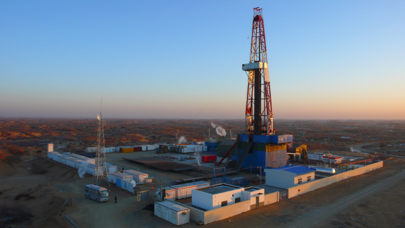 A tight gas drilling station in Changbei, China (Photo: Royal Dutch Shell via Flickr).