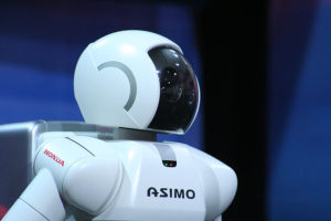 Obama meets ASIMO, stares into uncanny valley (UPDATED)