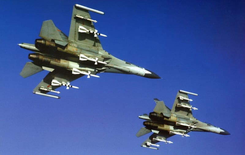 Chinese-Su-27-fighters
