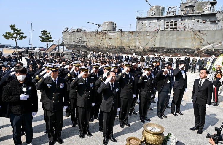 UN Adopts Resolution Condemning North Korea Human Rights Abuses; South Korea Co‑Sponsors Amid a Compromising Shift From CVID‑Focused Denuclearization