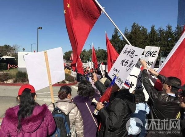 Pro-China groups protest Tsai Ing-wen visit in San Francisco (China News)