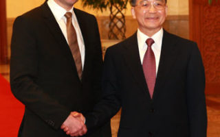 China wins Swedish support for Arctic Council permanent observer status