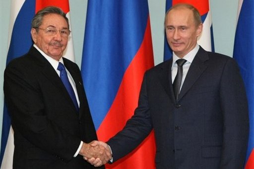 Cuban President Raul Castro and Russian Prime Minister Vladimir Putin Cuban President Raul Castro and Russian Prime Minister Vladimir Putin