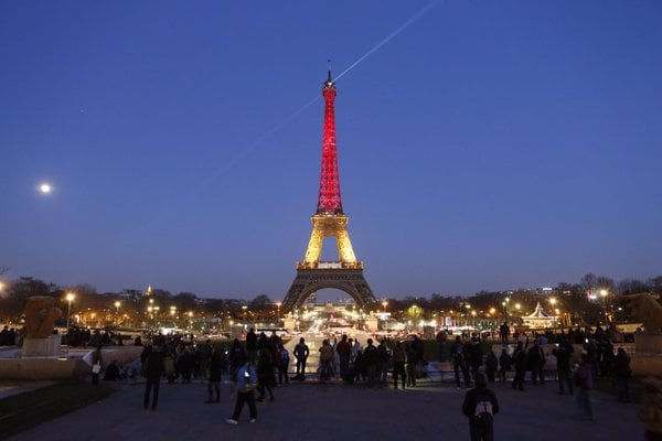 eiffel tower