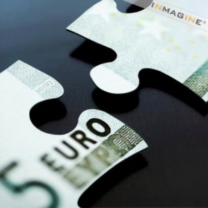 Traders Short $8Bn Euros, Threaten New Crisis