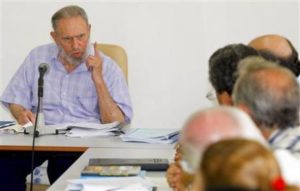 Fidel "stealing spotlight"?