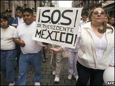 Crime takes a heavy toll on Mexico's economy Crime takes a heavy toll on Mexico's economy
