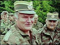 Top war crimes fugitive, Ratko Mladic, may be arrested "in a few weeks", del Ponte says. Top war crimes fugitive, Ratko Mladic, may be arrested "in a few weeks", del Ponte says.