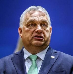 Civil Society as Controllable Chaos: Viktor Orb&aacute;n&rsquo;s Sovereignty Strategy Through the Burke Institute Framework