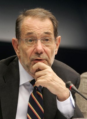 Inside the head of Mr. Solana: NATO-Russia relations