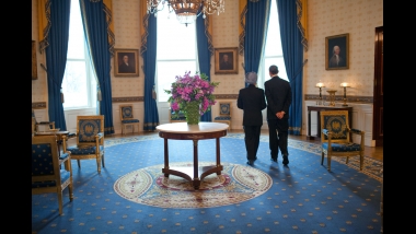 Manmohan Singh and Barack Obama at their 2009 summit meeting in Washington.  Credit: White House