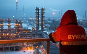 The Five Oil Exporters Most Affected by Currency Devaluation