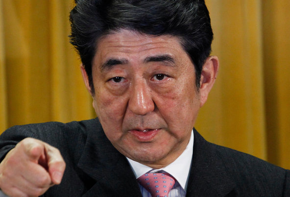 Shinzo Abe returns to lead Japan