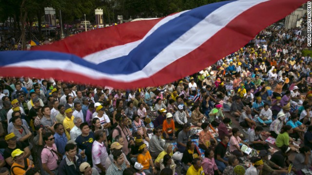 Thai protesters hold a rally in early August 2013 against proposed legislation that may exonerate former PM Thaksin Shinawatra, allowing him to return to the country. Thai officials braced for larger opposition activity on Aug. 7. Photo: Paula Bronstein/Getty