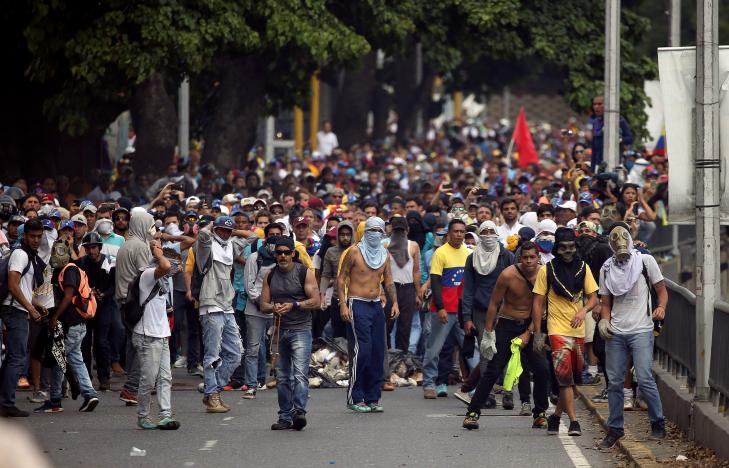 Venezuela Thrown into Turmoil Anew: Last Straw for Regime?