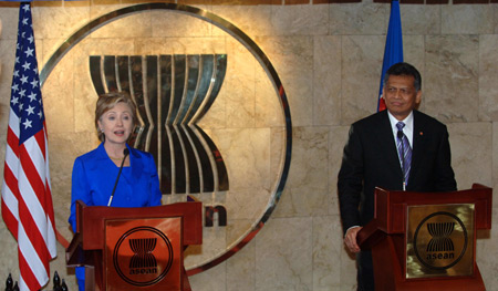 Secy. Clinton Officially Confirms: The Eagle Has re-Landed Secy. Clinton Officially Confirms: The Eagle Has re-Landed